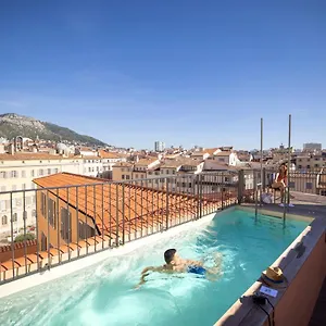 L'eautel Centre Port Hotell